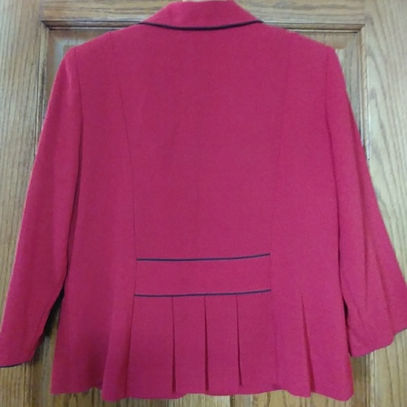 Ladies Studio I Blazer - Picture 2 of 7